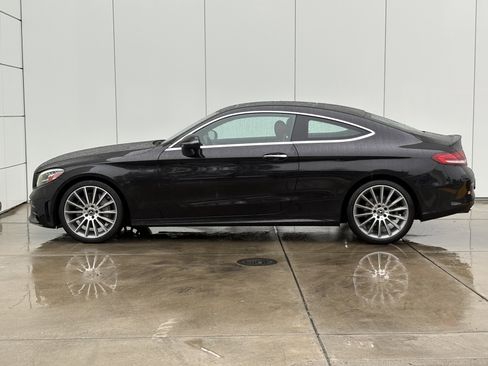 Used 2019 Mercedes-Benz C 300 Coupe image 4