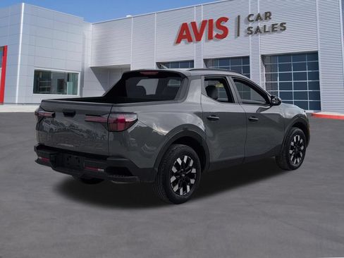 Used 2025 Hyundai Santa Cruz SEL FWD image 6