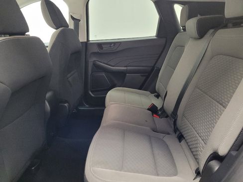 Used 2022 Ford Escape SE image 18