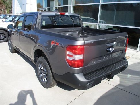 New 2025 Ford Maverick XLT w/ XLT Luxury Package image 2