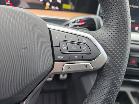 New 2026 Volkswagen Tiguan SEL R-Line image 30