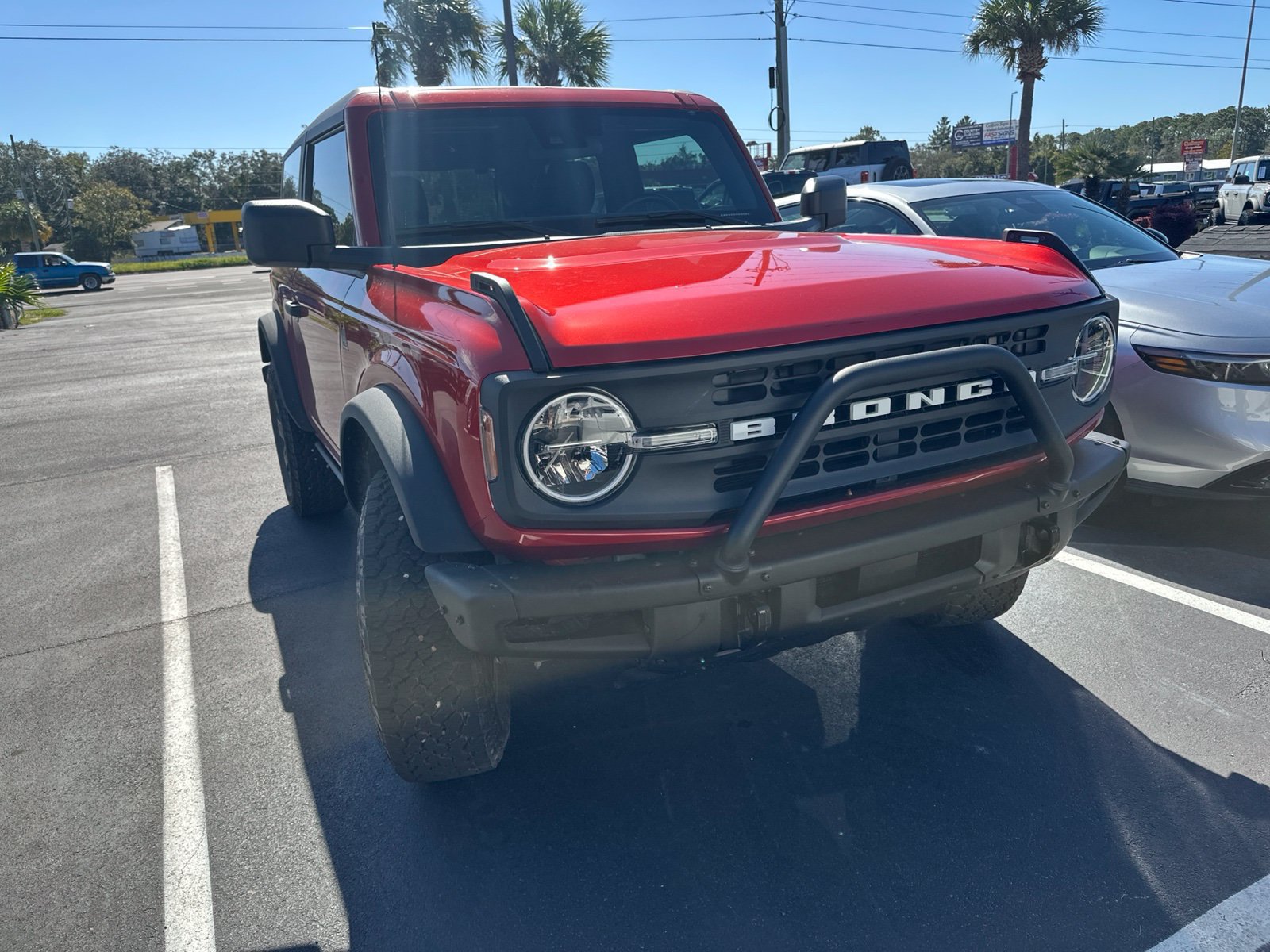 Certified 2024 Ford Bronco Black Diamond AWD/4WD image 2