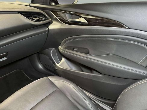 Used 2018 Buick Regal Essence image 20