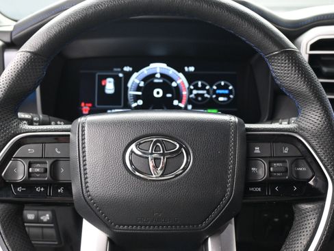 Used 2023 Toyota Sequoia Platinum image 28