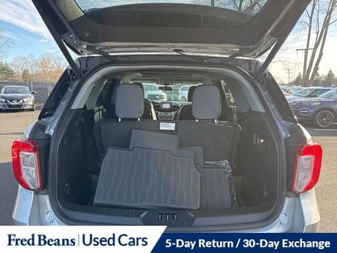 Certified 2022 Ford Explorer XLT w/ Equipment Group 202A image 20