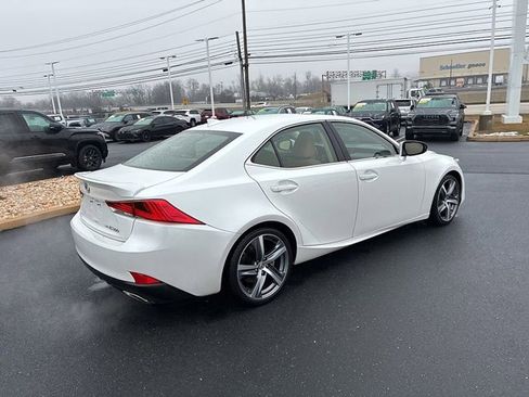 Used 2017 Lexus IS 300 AWD w/ Premium Package image 7