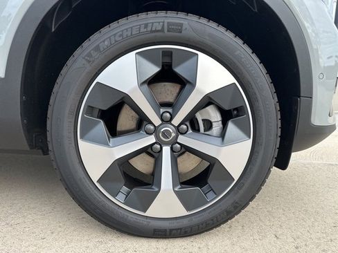 New 2026 Volvo XC40 B5 Plus w/ Protection Package Premier image 9
