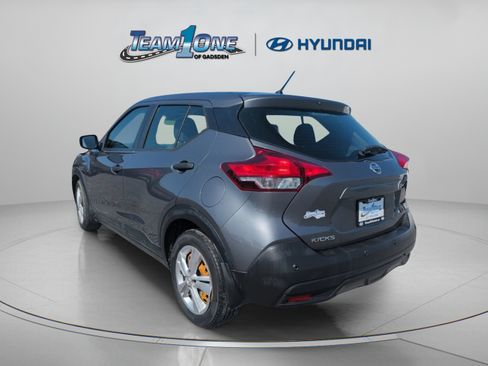 Used 2020 Nissan Kicks S FWD image 6