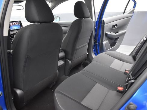 Used 2025 Nissan Sentra SV image 14