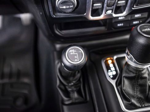 Used 2020 Jeep Gladiator Sport w/ Quick Order Package 24S AWD/4WD image 32