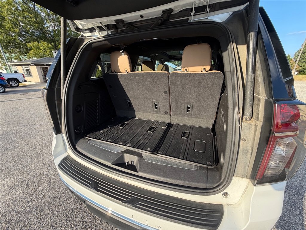 Used 2021 Chevrolet Tahoe Premier AWD/4WD image 18