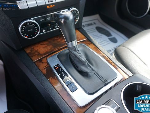 Used 2013 Mercedes-Benz C 300 4MATIC Sedan image 34