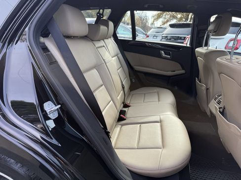 Used 2011 Mercedes-Benz E 350 4MATIC Wagon image 15