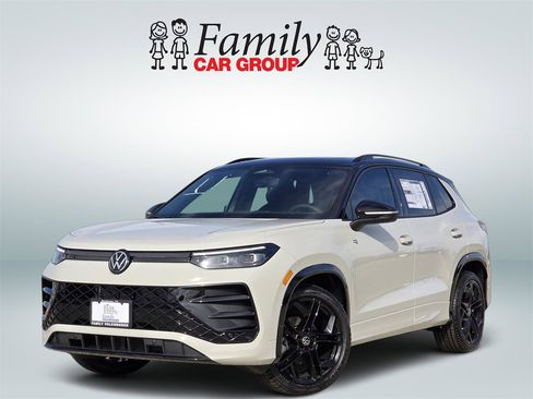 New 2026 Volkswagen Tiguan SE R-Line image 1