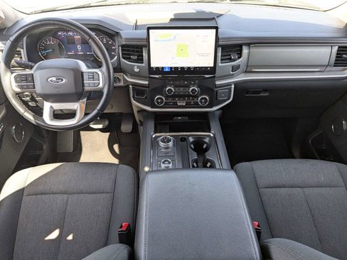Used 2024 Ford Expedition XLT AWD/4WD image 14