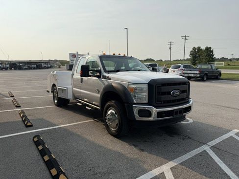 Used 2014 Ford F450 XL w/ Power Equipment Group image 3