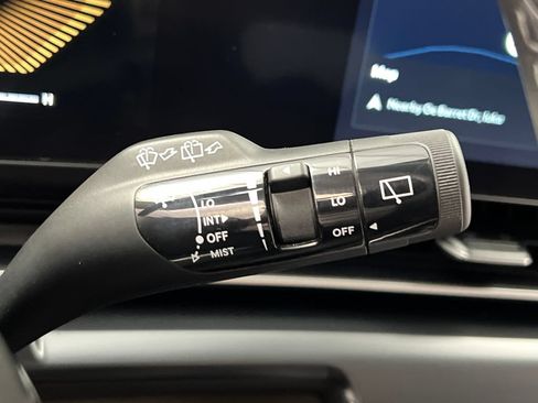 Used 2026 Kia Carnival LXS FWD image 57