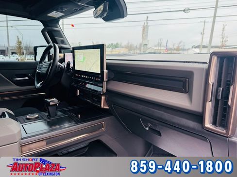 Used 2025 GMC Hummer EV 2X image 68