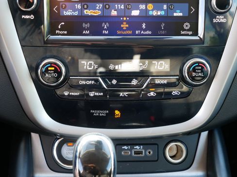 Certified 2024 Nissan Murano SV w/ SV Midnight Edition Package image 23