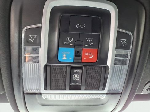 Used 2025 RAM 1500 Big Horn AWD/4WD image 28