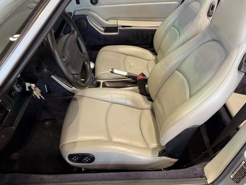 Used 1996 Porsche 911 Cabriolet image 20