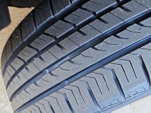 Used 2024 Nissan Pathfinder SV w/ SV Premium Package image 38