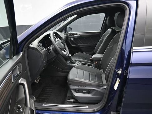 Used 2024 Volkswagen Tiguan SEL R-Line w/ MDO Package, Two-Row AWD/4WD image 9