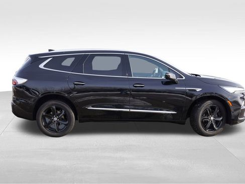 Certified 2023 Buick Enclave Essence w/ Experience Buick Package image 3