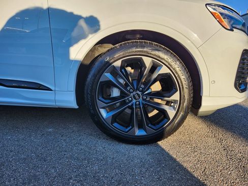 Used 2025 Audi Q7 3.0T Premium Plus w/ Premium Plus Package image 18