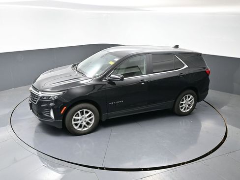 Used 2024 Chevrolet Equinox LT image 18