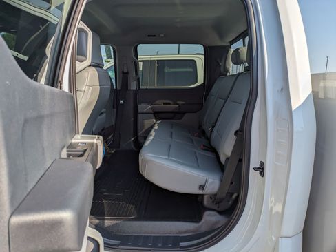 New 2025 Ford F450 XL w/ XL Chrome Package image 25