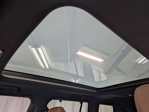 Used 2024 Lexus GX 550 w/ Accessory Package (Z1) AWD/4WD image 14