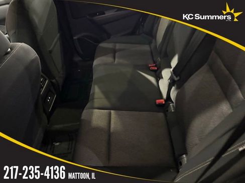 Used 2025 Nissan Rogue SV image 28