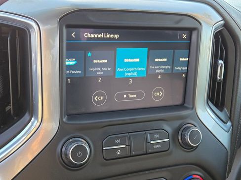 Used 2020 Chevrolet Silverado 1500 LT w/ All-Star Edition AWD/4WD image 19