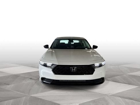Used 2025 Honda Accord SE image 3