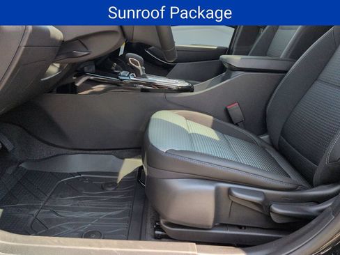 New 2026 Chevrolet Trax LT w/ Sunroof Package FWD image 10