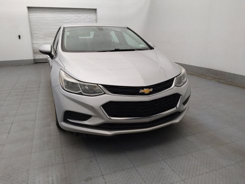 Used 2017 Chevrolet Cruze LS FWD image 14
