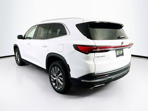 Used 2025 Buick Enclave Preferred image 5