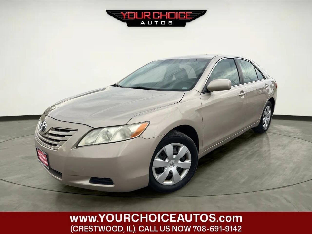 Used 2009 Toyota Camry LE FWD image 1