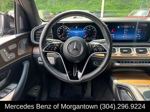 Certified 2025 Mercedes-Benz GLE 450 4MATIC image 18