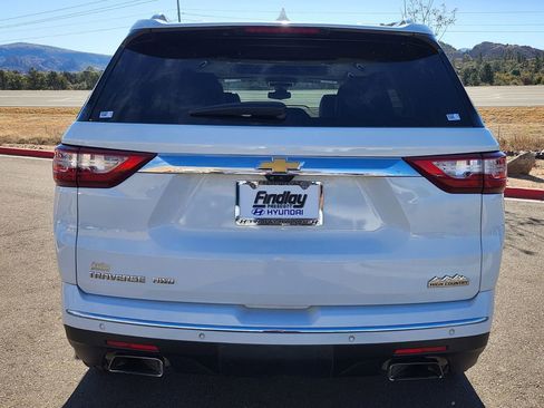 Used 2020 Chevrolet Traverse High Country image 5