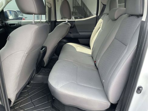 Used 2023 Toyota Tacoma SR AWD/4WD image 13