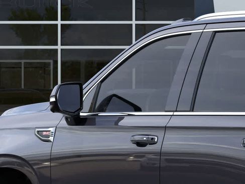 New 2026 GMC Yukon Denali w/ Sun & Power Step Package image 12