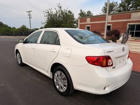 Used 2010 Toyota Corolla LE FWD image 8