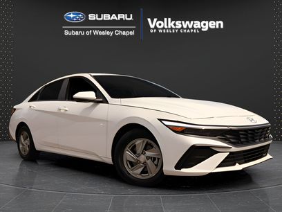 Used 2025 Hyundai Elantra SE