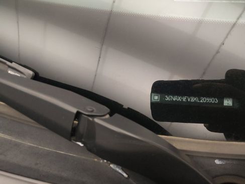 Used 2019 Chevrolet Equinox LS FWD image 33