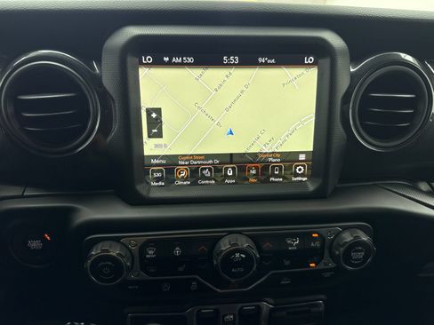 Used 2022 Jeep Wrangler Unlimited Sport AWD/4WD image 27