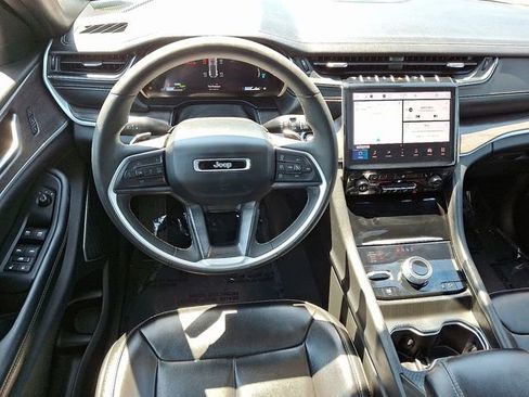 Used 2024 Jeep Grand Cherokee Limited 4xe AWD/4WD image 10