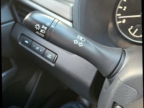 Used 2023 Nissan Altima 2.5 SV image 19