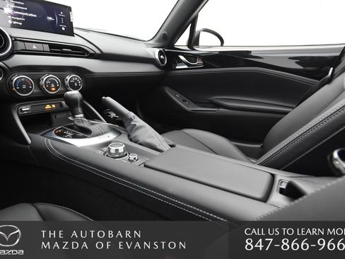 Used 2025 MAZDA MX-5 Miata RF Grand Touring RWD image 28